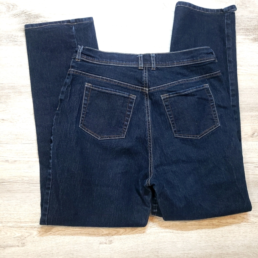 Gloria Vanderbilt..Amanda Jeans..High Rise..Size 12